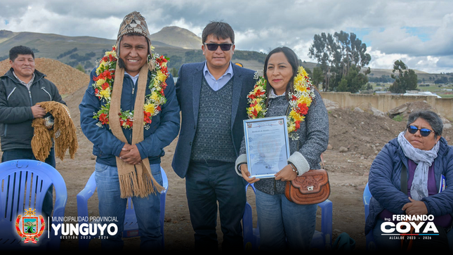 GOBERNADOR REGIONAL Y REPRESENTANTES DE PRONIS REALIZARON VISITA A TERRENO DONDE SE CONSTRUIRÁ NUEVO HOSPITAL DE YUNGUYO
