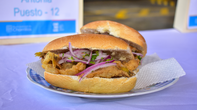 Pan con Pejerrey