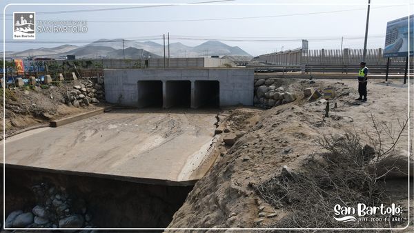 El cauce de la quebrada Cruz de Hueso se encuentra a un nivel Bajo.
