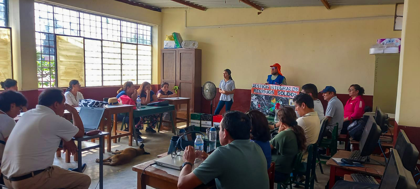 MPH dictó charla sobre educación ambiental para docentes y estudiantes de la IE 21562 de Jesús del Valle