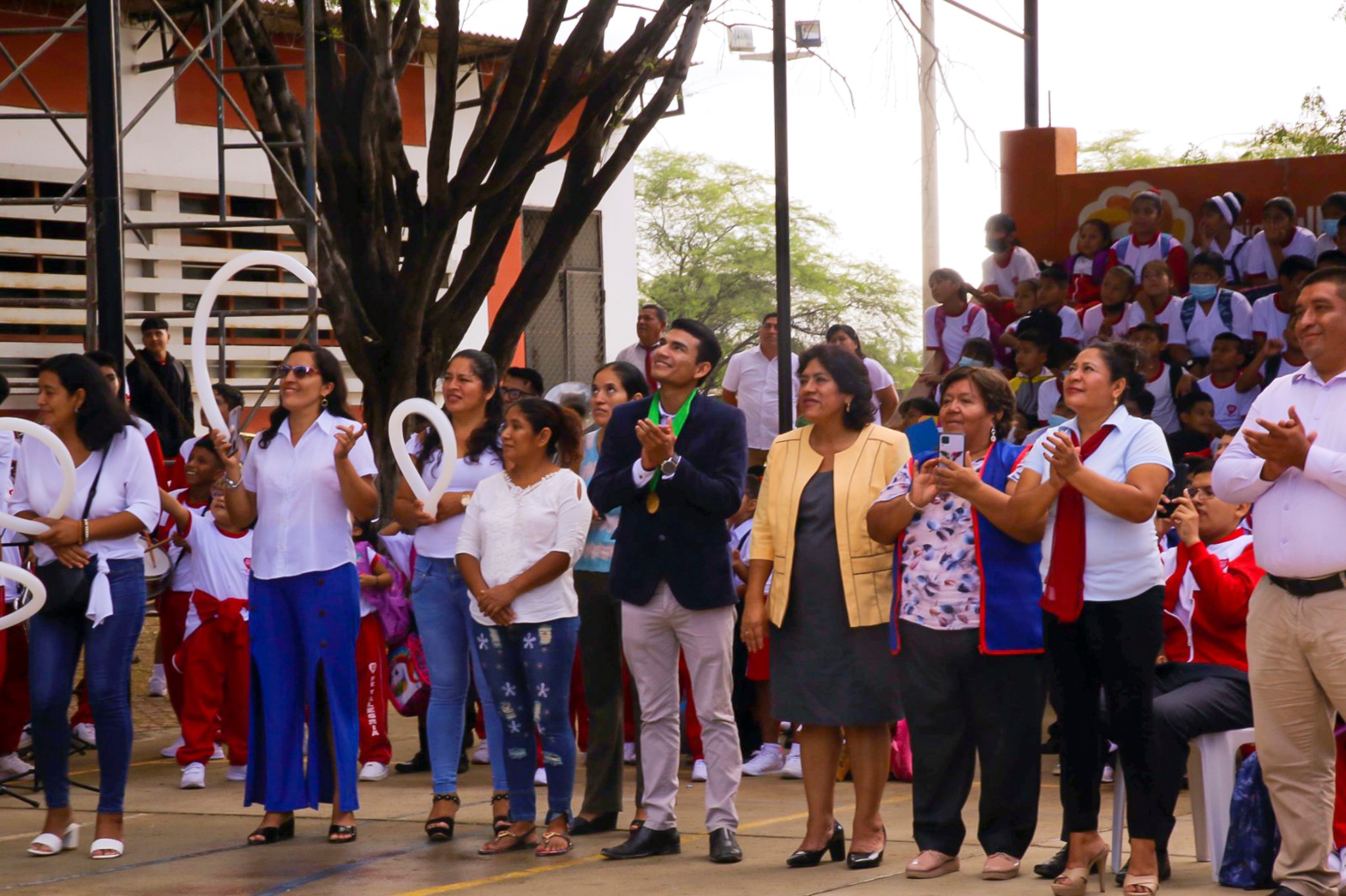 MUNICIPALIDAD DE SULLANA PARTICIPA EN LA APERTURA DEL AÑO ESCOLAR DE LA INSTITUCIÓN FE Y ALEGRÍA NUMERO 18