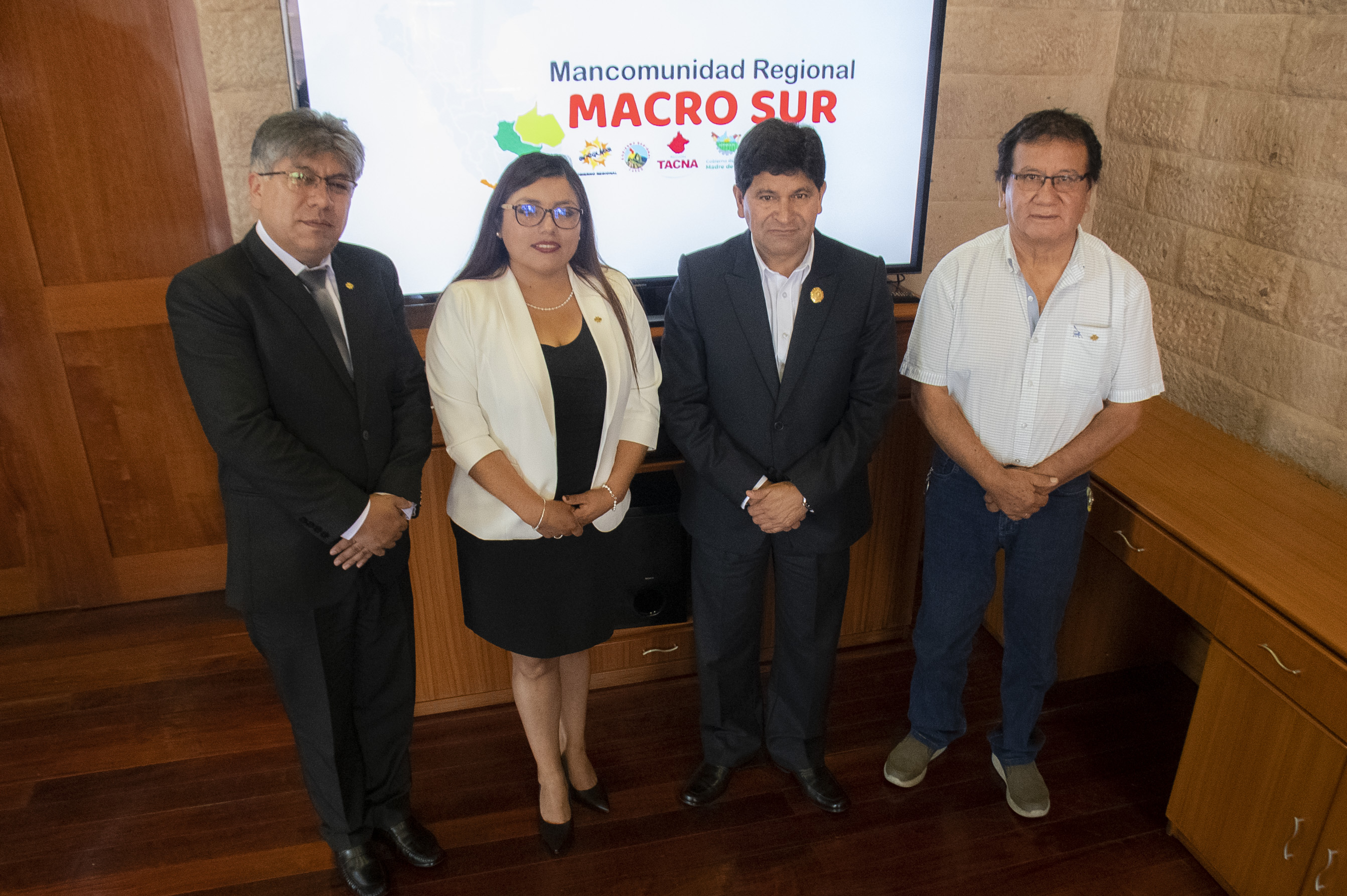Asesor Jaime Carpio acudió en representación del gobernador regional.