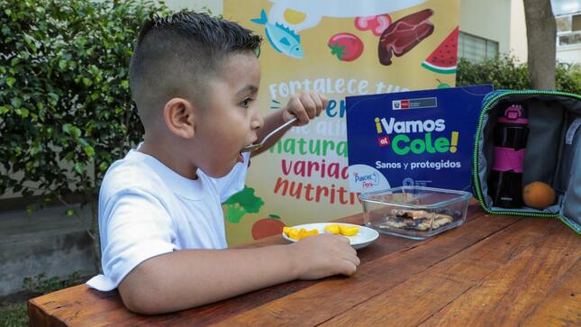 Año escolar 2023 refrigerio saludable aporta energía y nutrientes necesarios para mantenerse activo