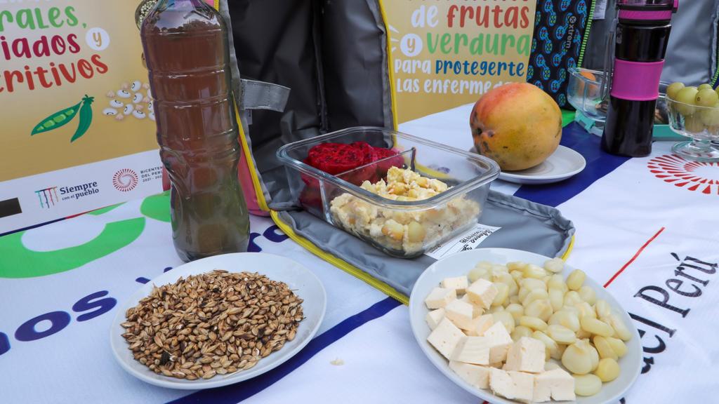Año escolar 2023 refrigerio saludable aporta energía y nutrientes necesarios para mantenerse activo