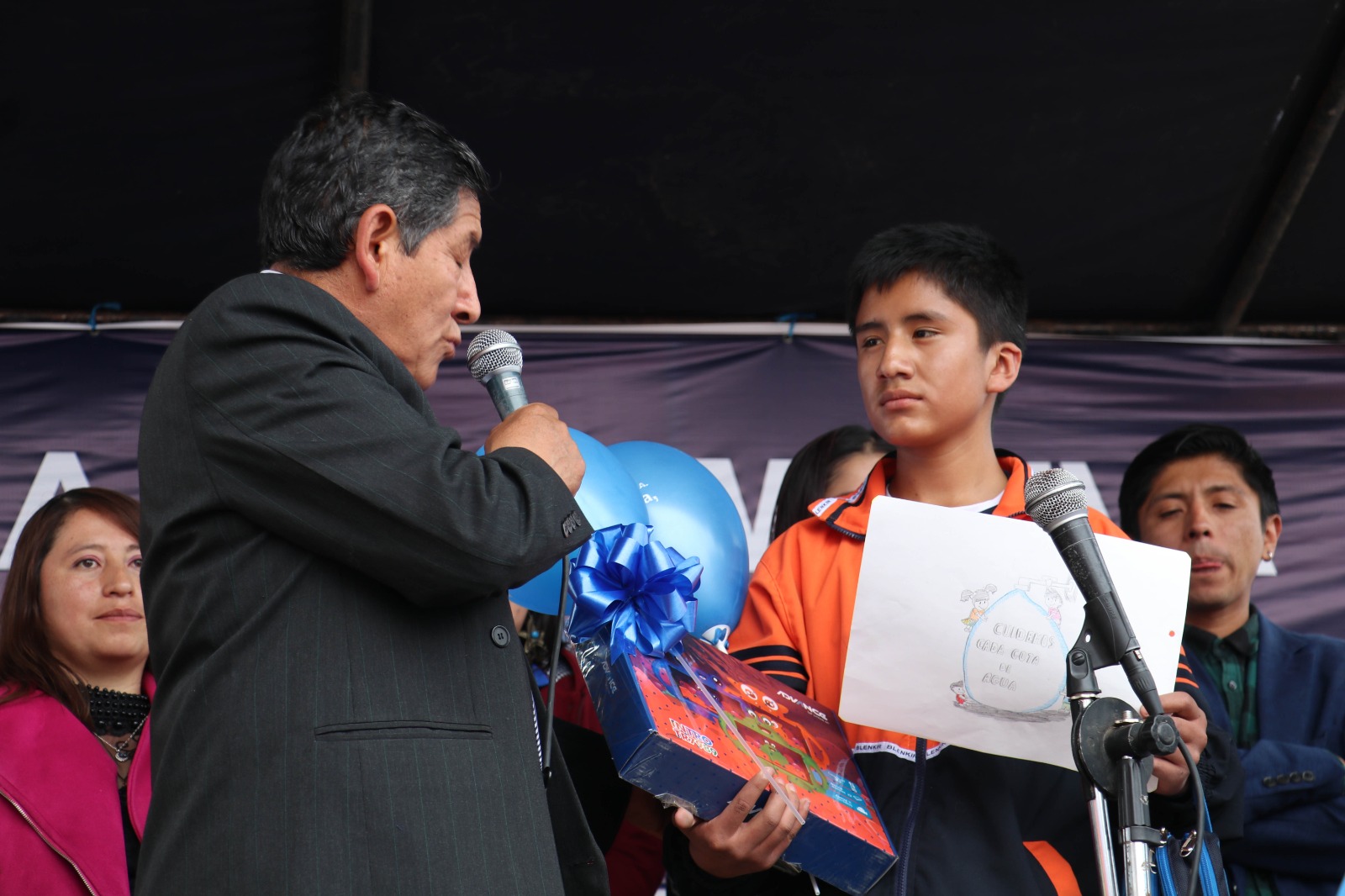 Con motivo de la celebración por el Día Mundial del Agua, la Municipalidad de Huancayo en coordinación con EPS Sedam, desarrolló una feria informativa y concurso de dibujos
