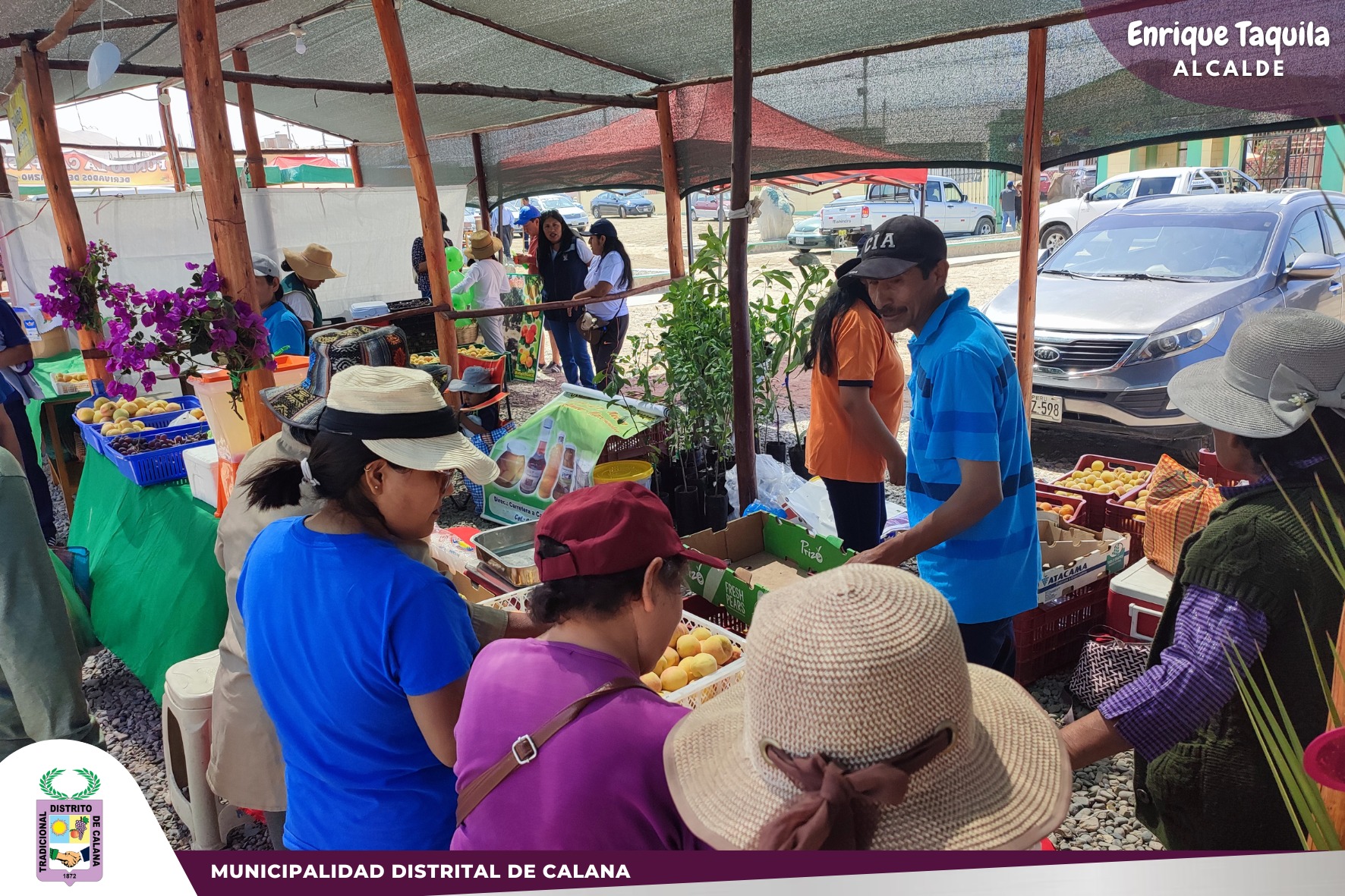 Productores de durazno exhibieron sus productos y tuvieron gran demanda