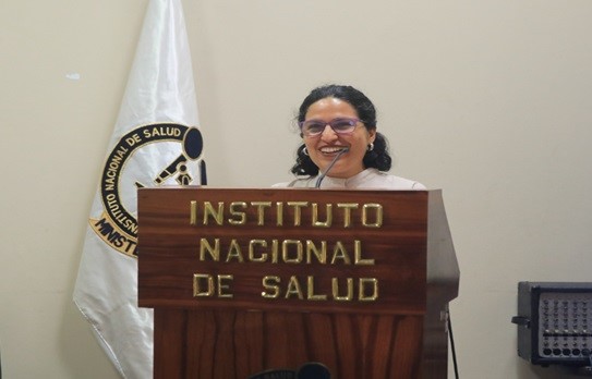 FOTO DRA. LELY