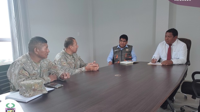 Reunión con el Comandante Angel Herrera, Comandante del Cuartel de Miculla