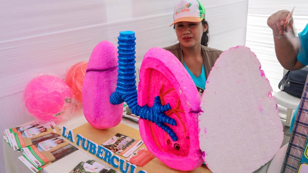 Dia Mundial de Lucha contra la Tuberculosis Minsa realiza feria informativa “Previene. Detecta. Actúa” para fortalecer prevención de la TB
