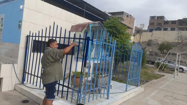 Jornadas de limpieza y acondicionamiento de instalaciones en la i.e. 7099 héctor pretell carbonell de sjm