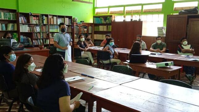 Planifican actividades pedagógicas en ie josé faustino sánchez carrión de lurin