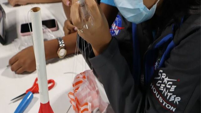 En camino a la nasa para ser formadas en ciencia y tecnología