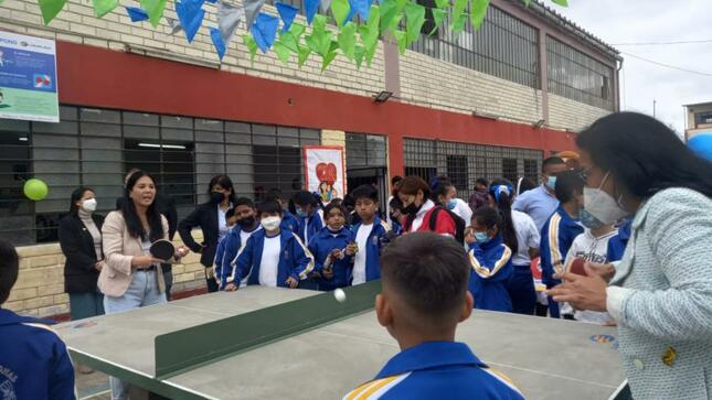 Inauguran programa social impactando vidas de asociación mónica liyau en alianza con luz del sur en ie san juan
