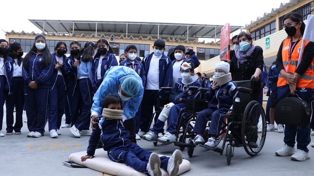 Escolares de iep san pedro de lurin participaron del i simulacro nacional multipeligro 2022