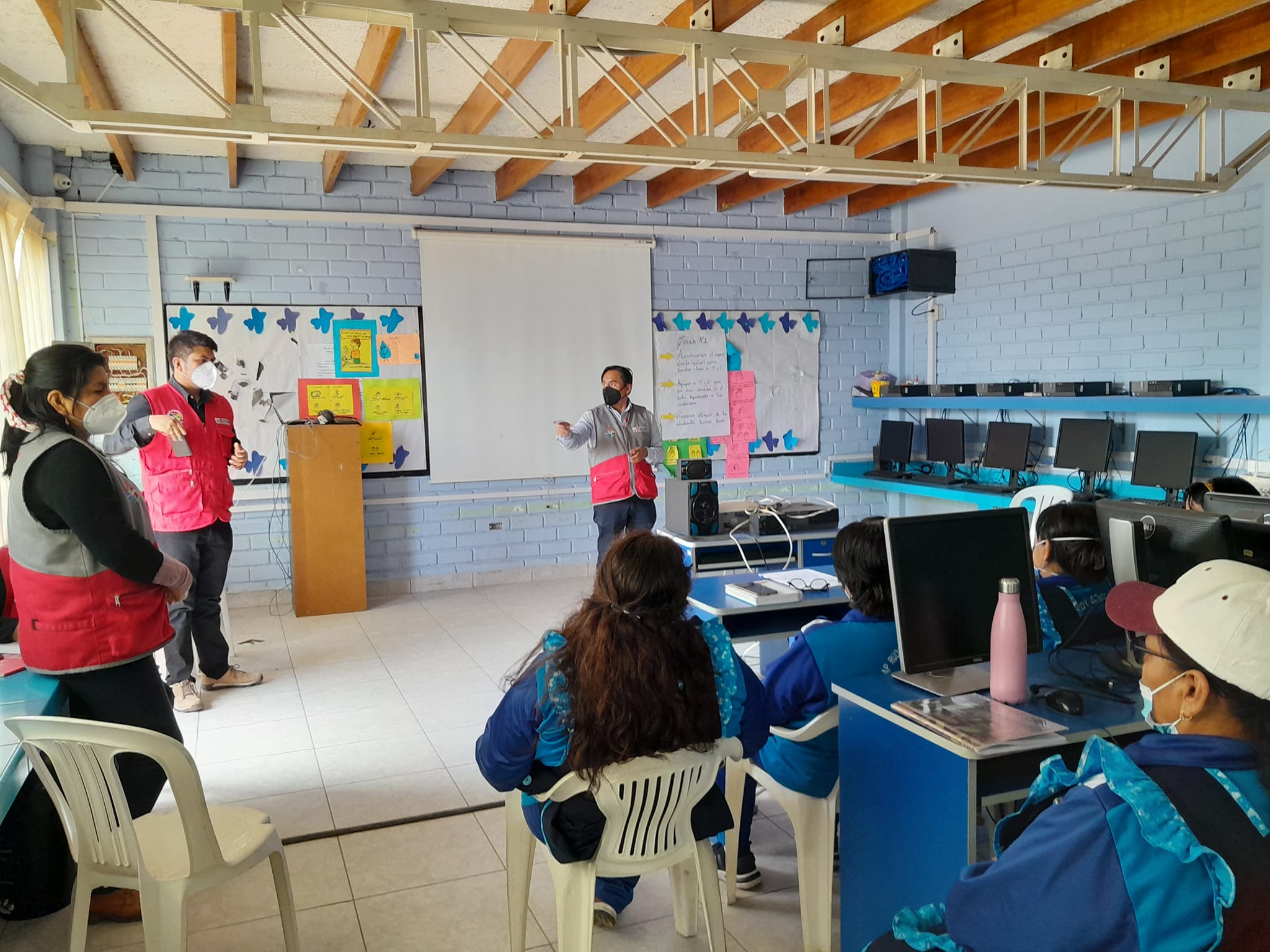 Charla de convivencia escolar en ie 6027 rudy echegaray de punta negra