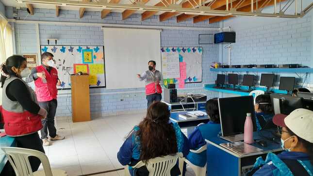 Charla de convivencia escolar en ie 6027 rudy echegaray de punta negra