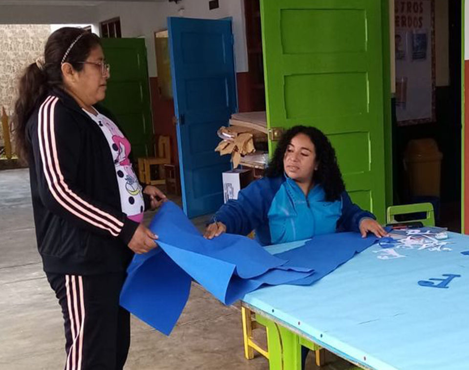 Docentes de ie 6027 cap. fap. rudy echegaray fajardo preparan recibimiento a escolares