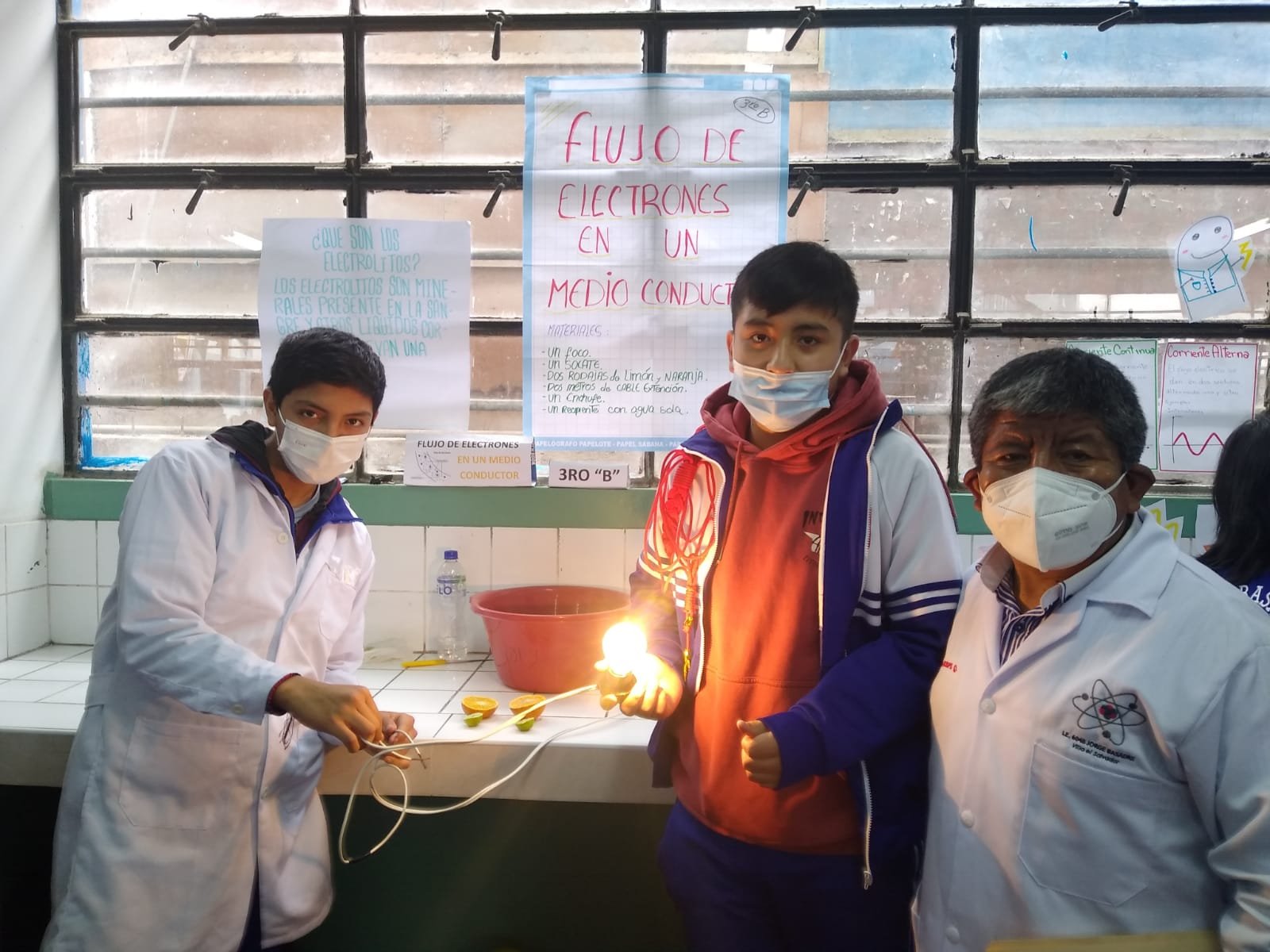 Estudiantes de ie 6048 jorge basadre de ves exponen en feria de ciencias y tecnología eureka 2022