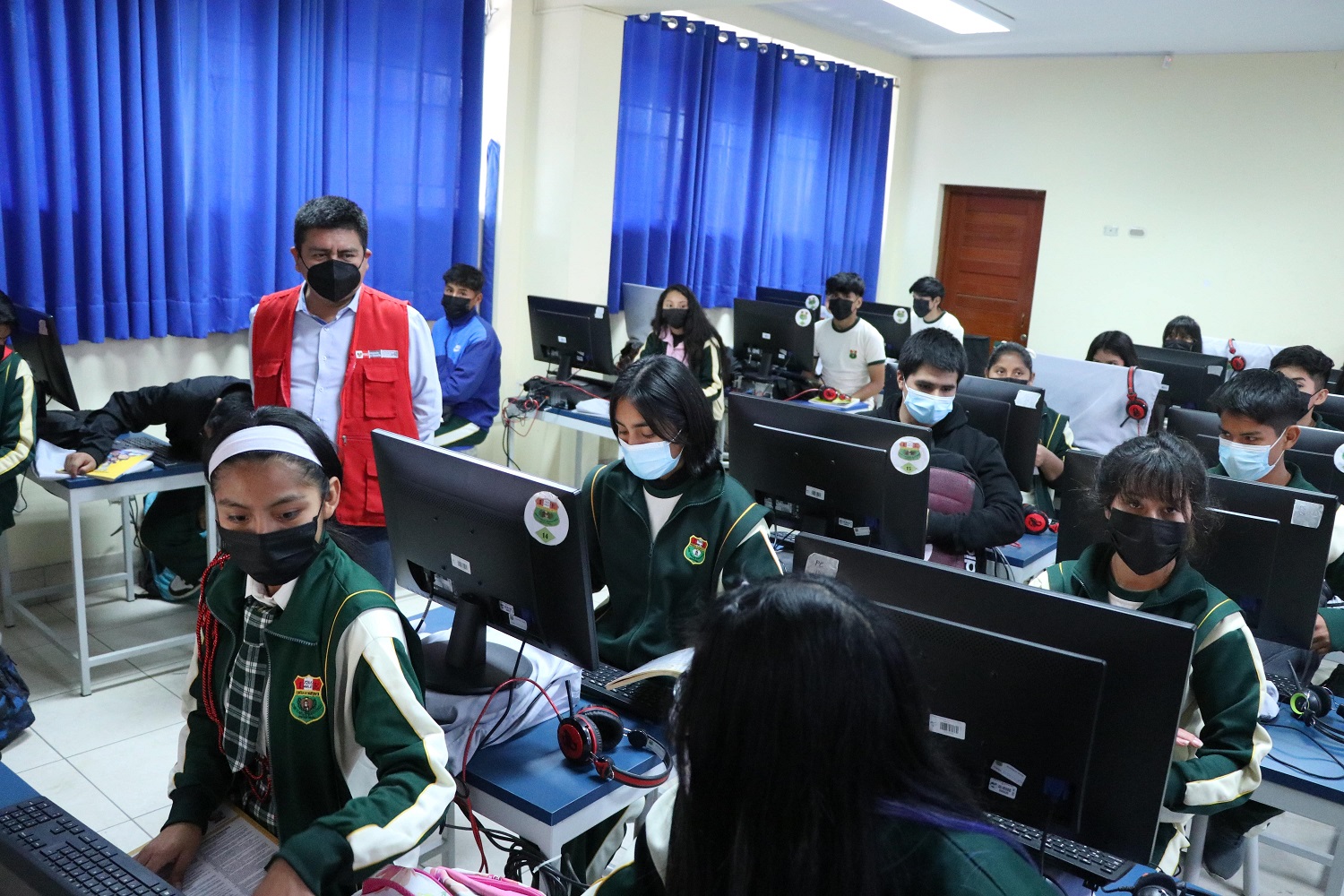 Supervisión del servicio educativo en la ie 7265 josé carlos maríategui en manchay