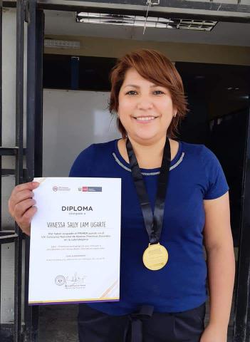 Minedu realizó el reconocimiento a los docentes del ceba paeba de villa el salvador