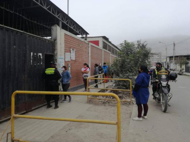 Ie 6015 santisimo sagrado corazón de jesús entrego cuadernos de trabajo