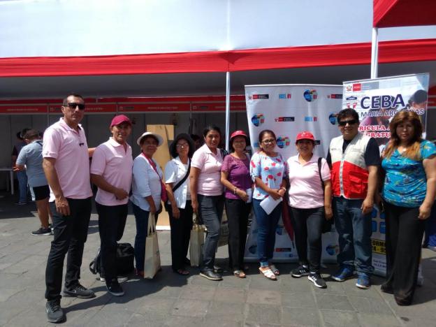 Ugel 01 participa en la feria de trabajadores del hogar