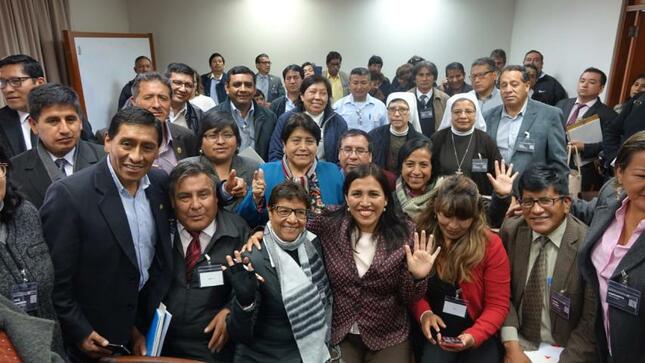 “los directores deben ser los líderes de la reforma” dice ministra flor pablo
