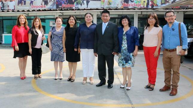 Gestión educativa descentralizada define lima metropolitana