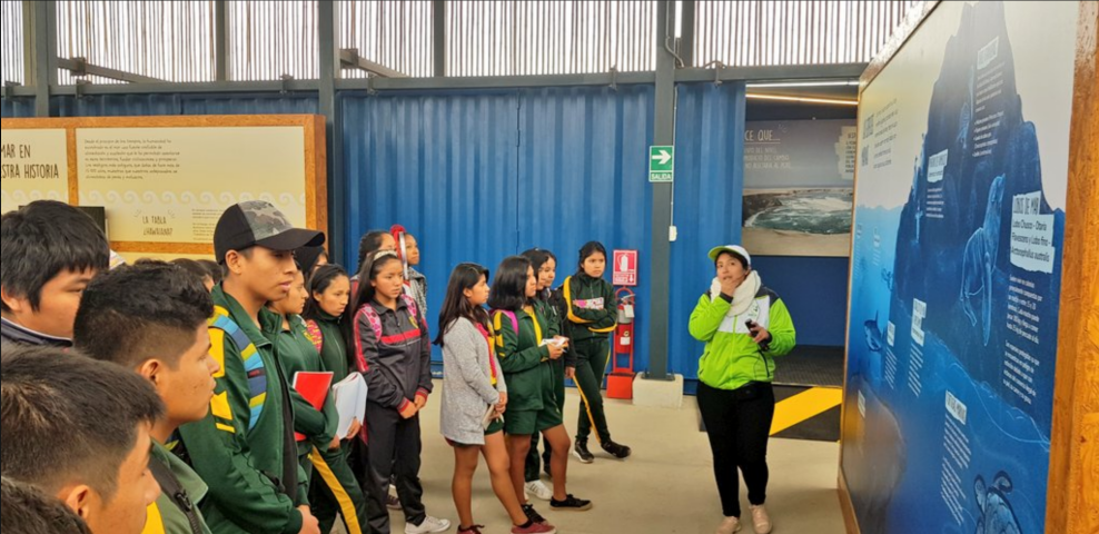 Escolares de ie 7262 de manchay visitan parque voces por el clima