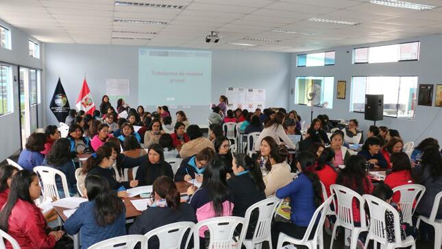 Taller de fortalecimiento de competencias y desempeños para docentes del nivel inicial