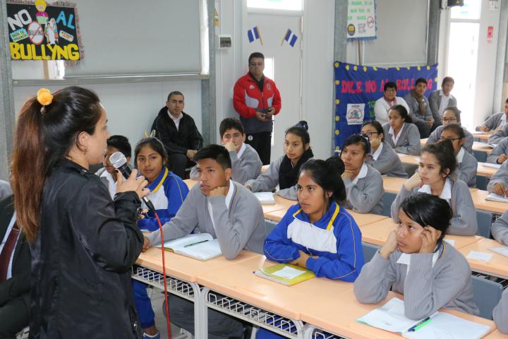 Desde las aulas combatimos el crimen organizado