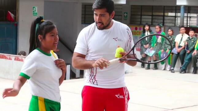 Deportistas top perú llegó con el tenis a ie peruano suizo de ves