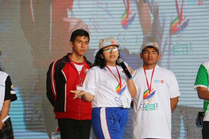 Líderes de ugel uno en vii congreso metropolitano de estudiantes