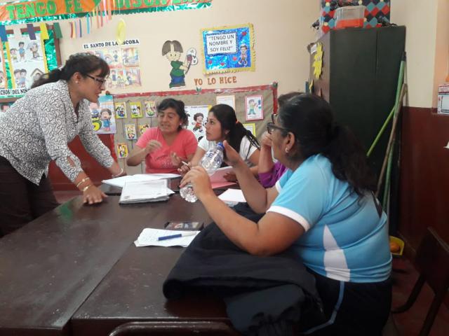Taller de “fortalecimiento de competencias para la implementación del currículo nacional”