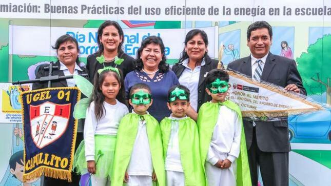 3 ii.ee. de ugel 01 recibieron reconocimiento de ministerio de energía