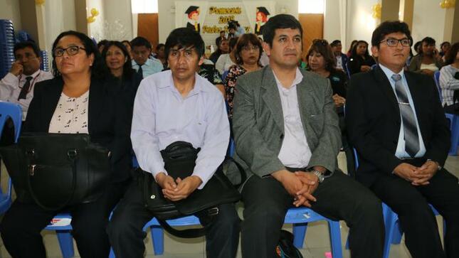 Reconocimiento a docentes del proyecto creando código de telefónica