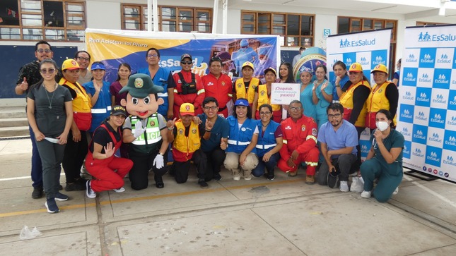 Exitosa resultó gran Campaña Médica organizada por la Policía nacional del Perú en El Alto