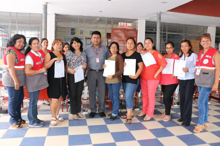 Adjudicación de contrato docente e.b.e.