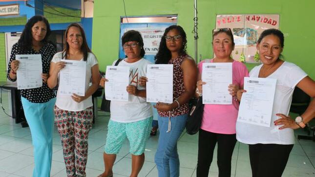 Adjudicación contrato docente e.b.e.