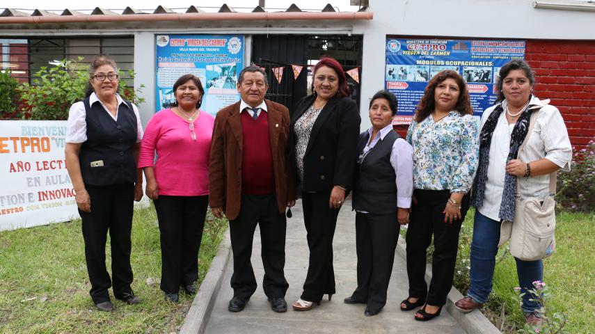 Equipo infraestructura de ugel 01 visito cetpro virgen del carmen