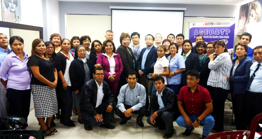 Directores y docentes de cetpro se capacitan
