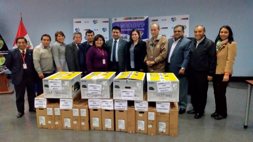 Ugel 01 entregó equipo de cómputo a ceba