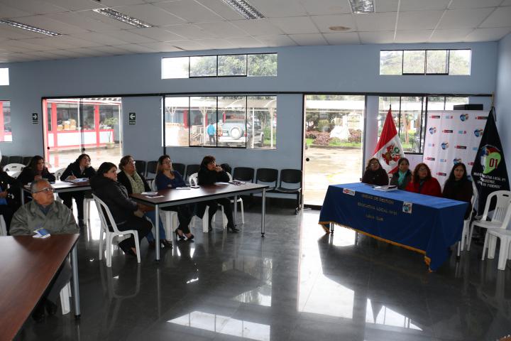 I mesa de trabajo por niños menores de 3 años
