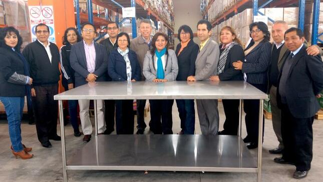 Equipan talleres de hostelería-turismo y reciben material educativo en textil y confección en los cetpro de la ugel 01