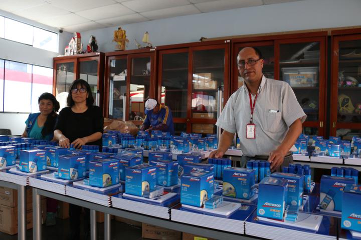 Materiales educativos para niños de refuerzo escolar