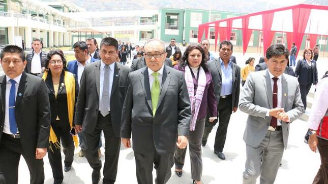 Ministro de educación inauguro infraestructura de ie jg quimper