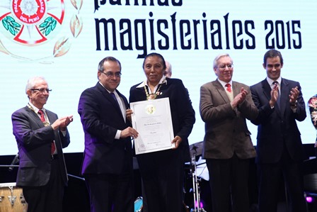 Hasta el 29 de abril pueden inscribir candidatos al concurso ‘palmas magisteriales 2016’