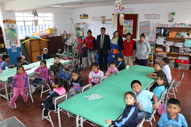 Ie 6037 inca pachacutec fue visitado por director de ugel 01