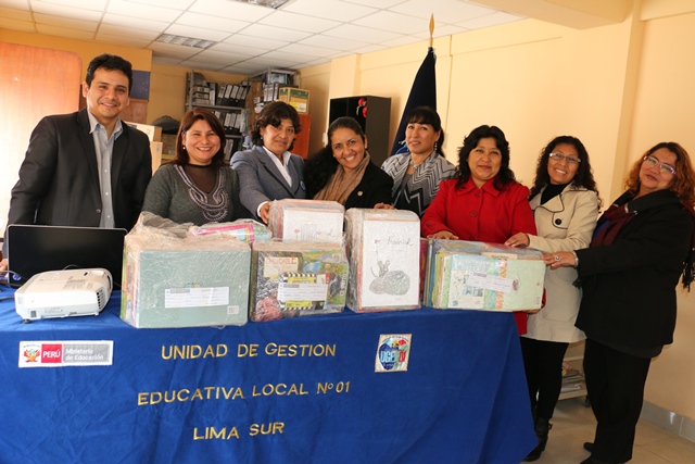 Ministerio de cultura entrego módulos de lectura a colegios