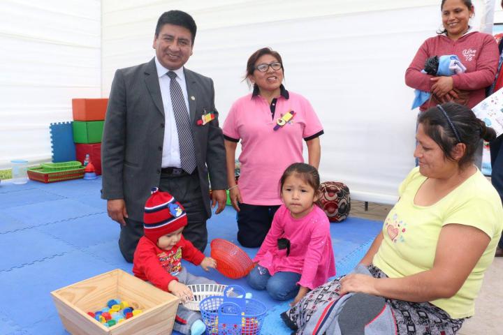 I feria de la ternura descentralizada de niños 0 a 3 años